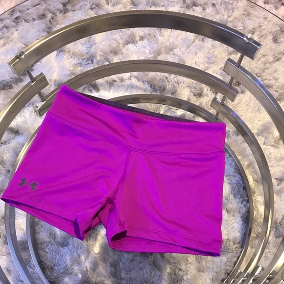 Under Armour Pants - Under Armour Heat Gear Fitted S Shorts